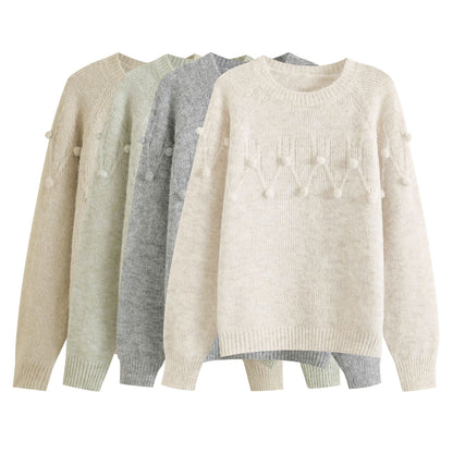 Loose casual round neck long sleeved ball sweater